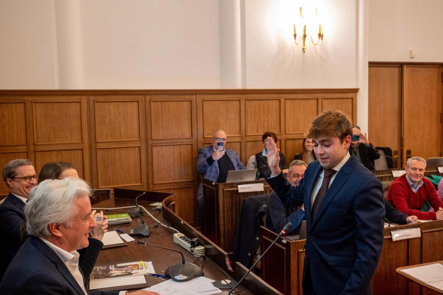 Officiellement élu conseiller communal à 21 ans